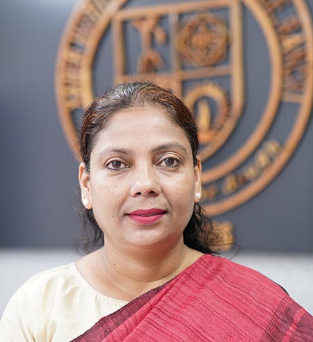 Dr Tina Murarka